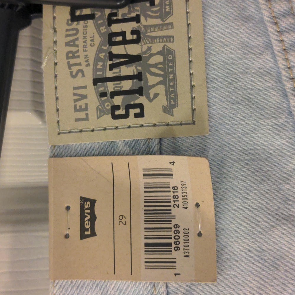 Levi's Silver Tab high waisted mom shorts waist size 29